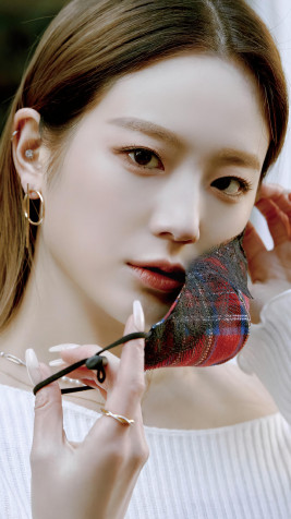 Jang Gyuri 4k Phone Wallpaper 2160x3840px