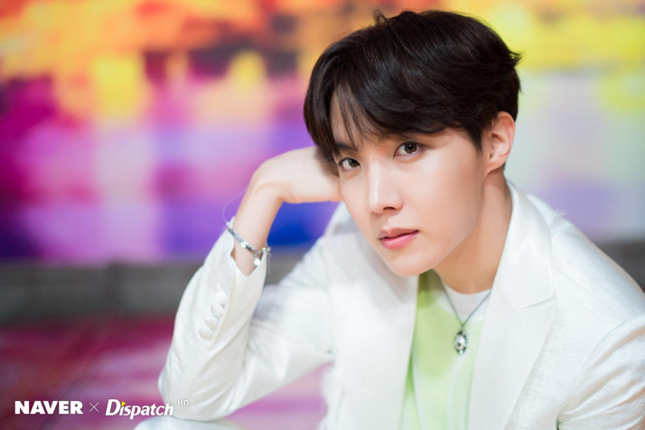 Cute Bts J Hope Desktop Wallpaper 1920x1281px