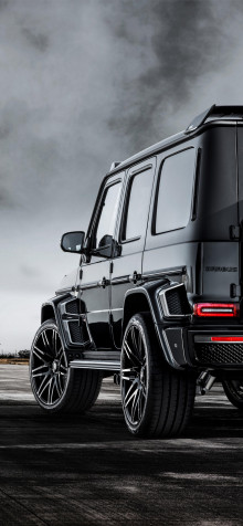 Mercedes Benz G Class iPhone 14 Plus Wallpaper 1284x2778px