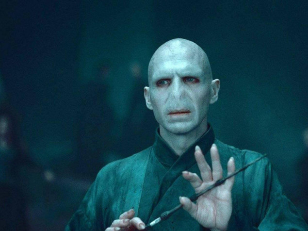 Lord Voldemort HD Wallpaper 1600x1200px