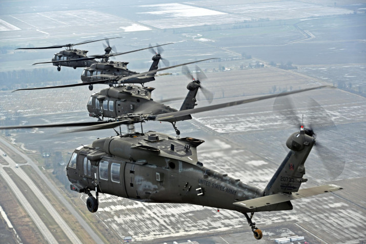 Black Hawk Desktop HD Background 2560x1707px