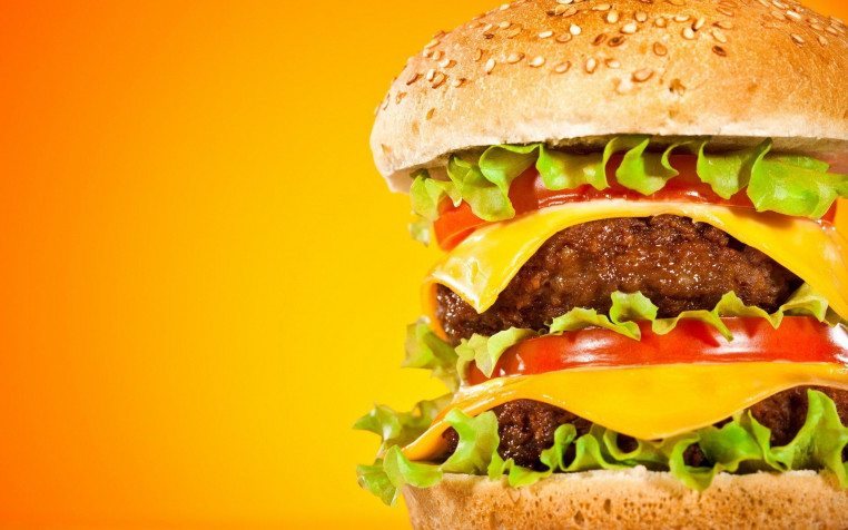 Burger Widescreen HD Wallpaper 1920x1200px