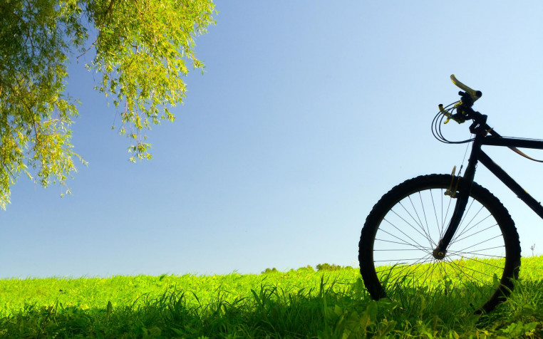 Cycling Widescreen HD Wallpaper 1920x1200px