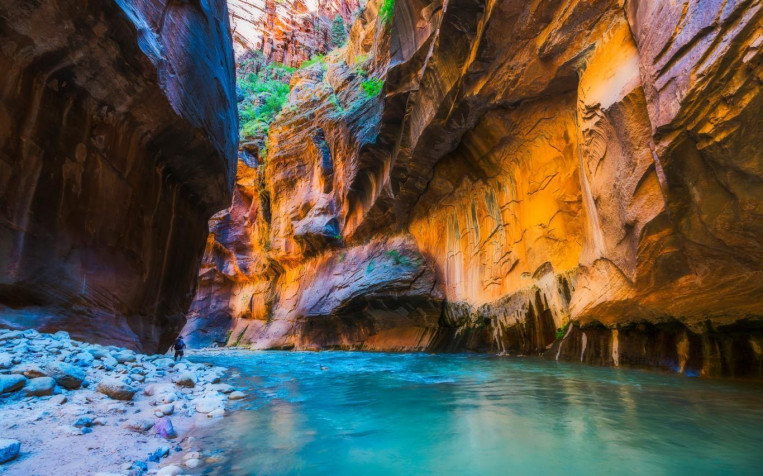 Zion National Park HD Wallpaper 1366x853px