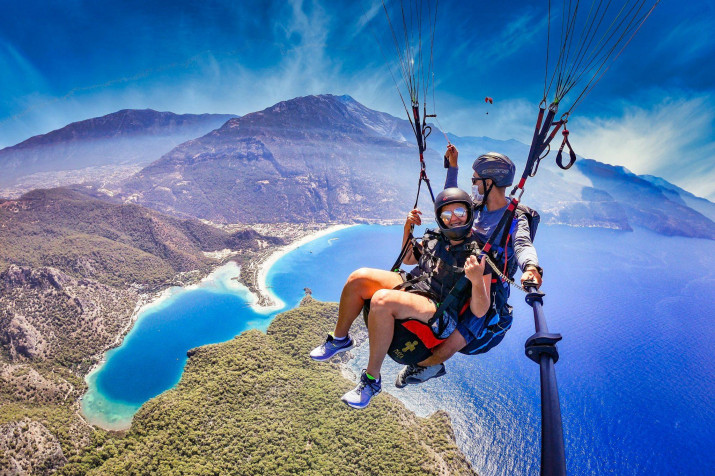 Paragliding Background Image 2048x1363px