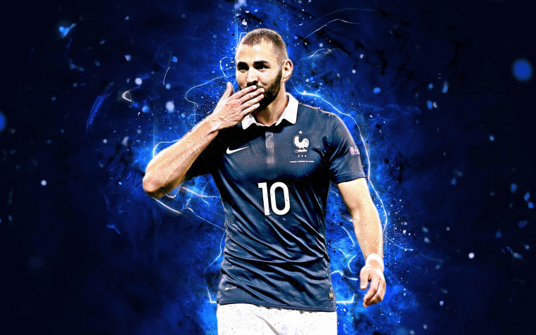 Karim Benzema Retina Widescreen Wallpaper 2880x1800px