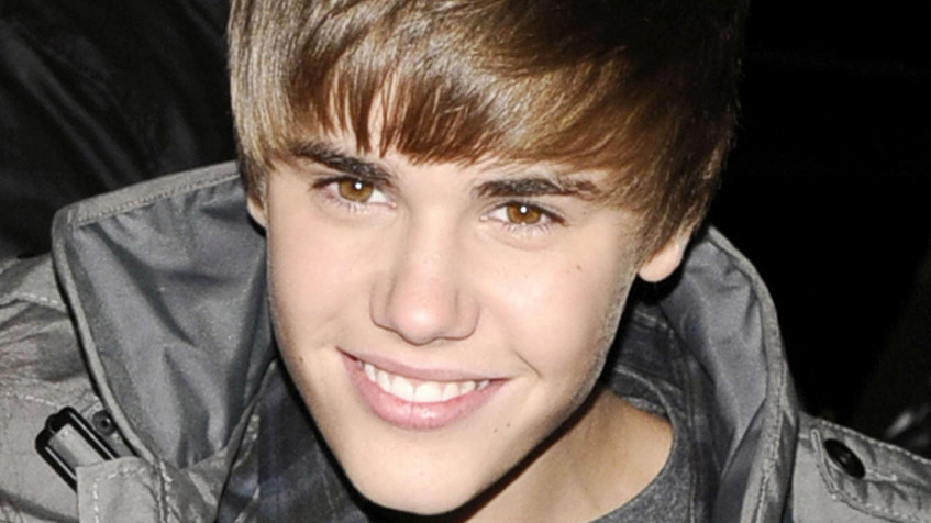 Cute Justin Bieber Full HD 1080p Wallpaper 1920x1080px