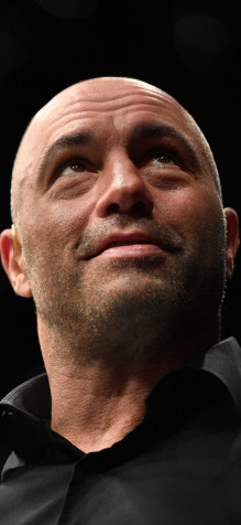 Joe Rogan iPhone 11 Pro Wallpaper 1125x2436px