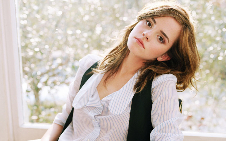 Emma Watson HD Wallpaper 2560x1600px