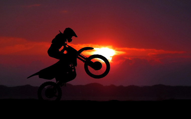 Dirt Bike Desktop HD Wallpaper 3840x2400px