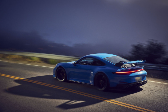 Porsche 911 Gt3 HD Background 2048x1365px