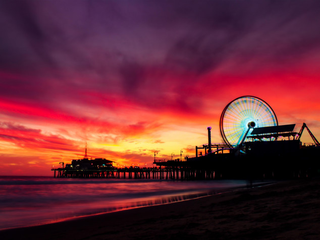 Santa Monica Pier HD Wallpaper 5120x3840px