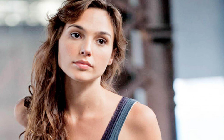 Gal Gadot Widescreen HD Wallpaper 1920x1200px