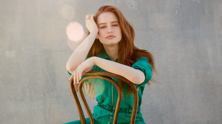 Madelaine Petsch Desktop HD Wallpaper 3275x1842px