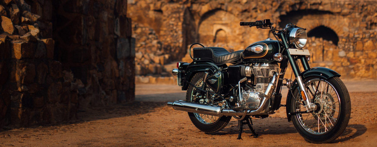 Royal Enfield Bullet Desktop HD Wallpaper 1920x750px