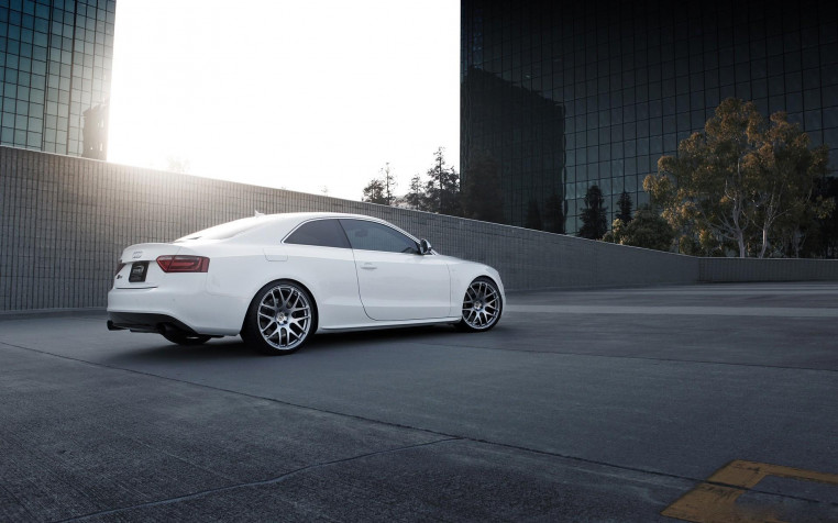 Audi S5 Widescreen HD Wallpaper 1920x1200px