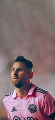 Lionel Messi Inter Miami Wallpaper for Mobile 1892x4096px