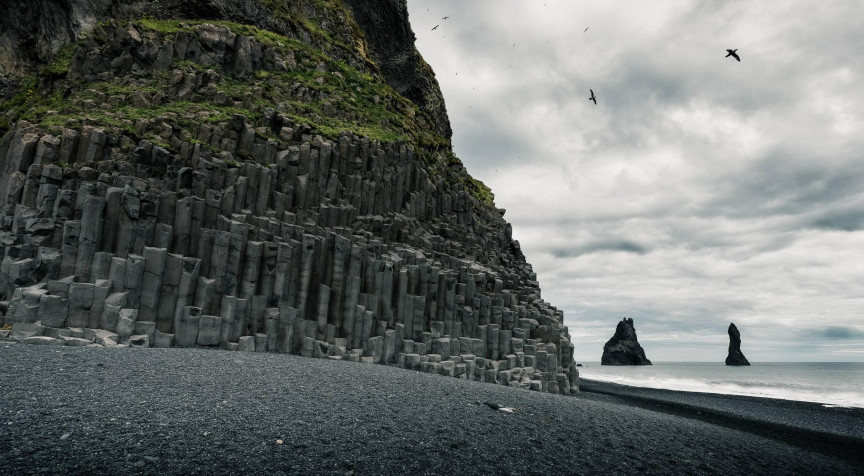 Reynisfjara Iceland Wallpaper Image 2500x1377px