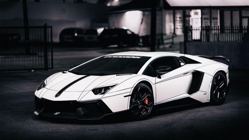 White Lamborghini 4k UHD Wallpaper 3840x2160px