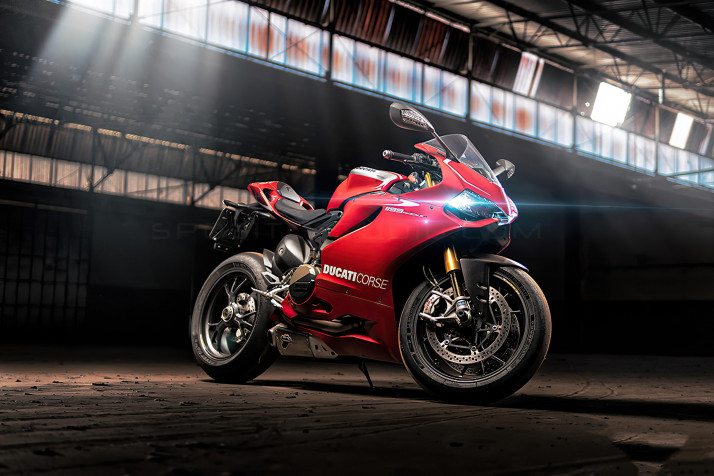 Ducati V4 Wallpaper Image 3840x2560px