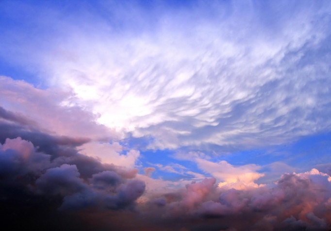 Beautiful Sky Clouds Wallpaper Image 2100x1465px