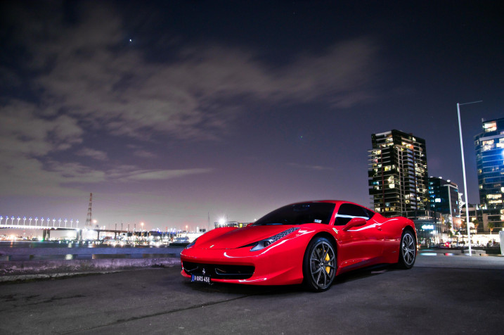 Ferrari MacBook Background 4464x2964px