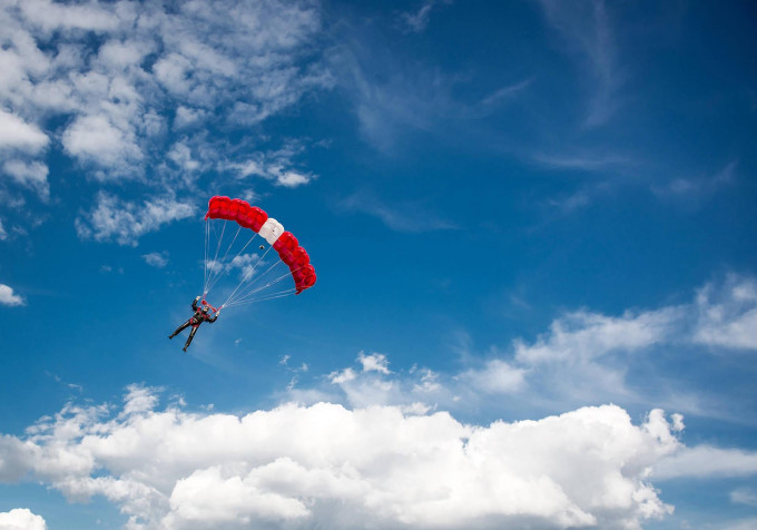 Paragliding HD Wallpaper 1920x1344px