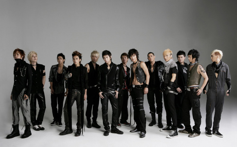 Super Junior Members Desktop Wallpaper 2000x1244px