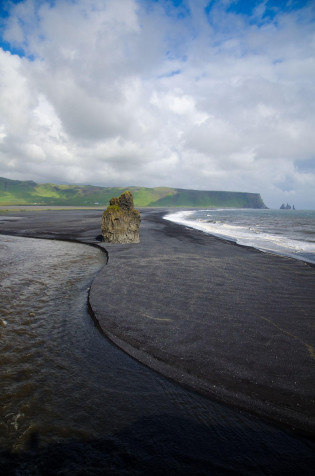 Reynisfjara Iceland iPhone Background 1356x2048px