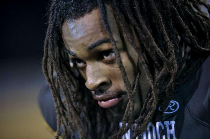 Najee Harris Wallpaper Image 1200x797px