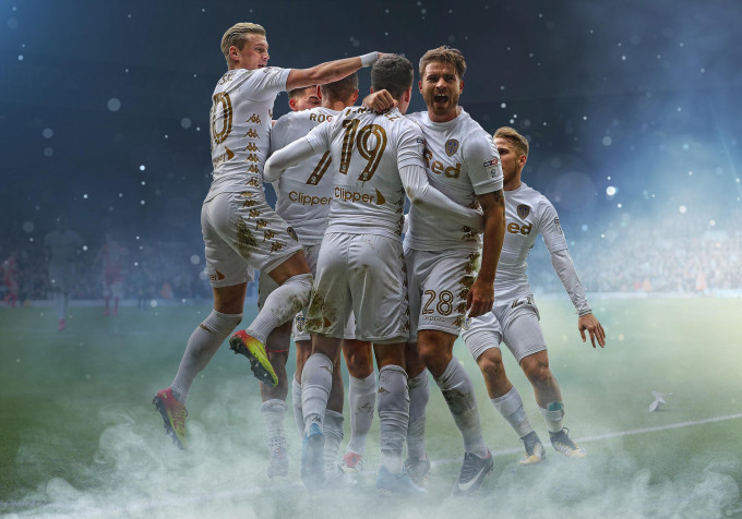 Leeds United HD Wallpaper 2800x1960px