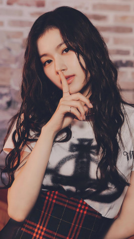 Minatozaki Sana 4k Phone Wallpaper 2160x3840px