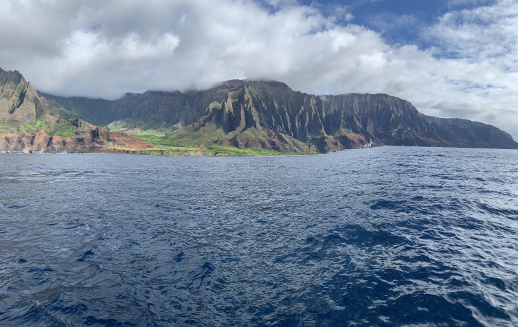 Na Pali Coast MacBook Wallpaper 6098x3846px