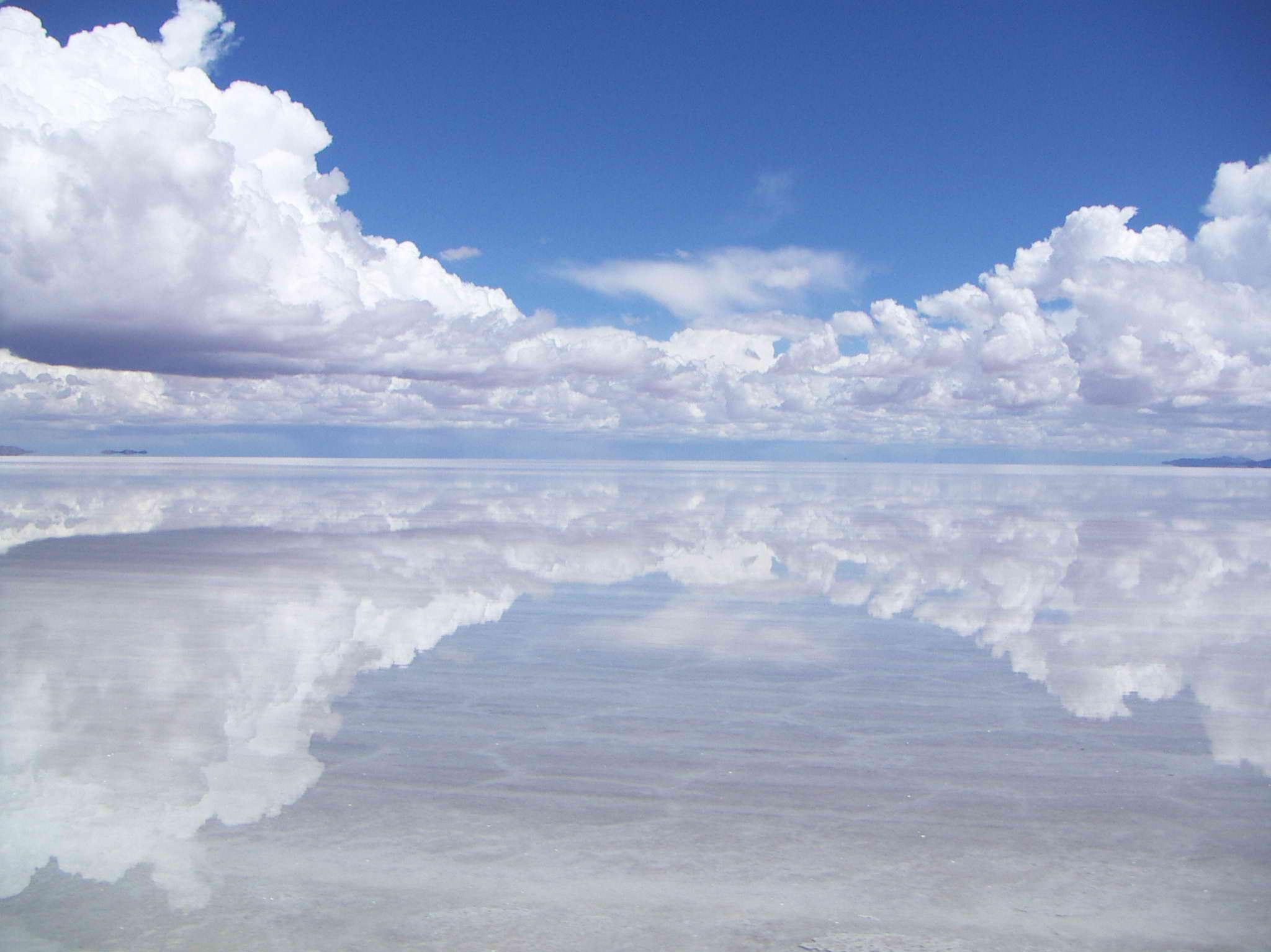 Salar De Uyuni Wallpaper Image 2048x1536