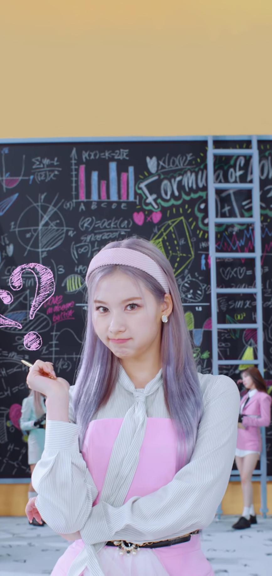 Minatozaki Sana Android Wallpaper 867x1832