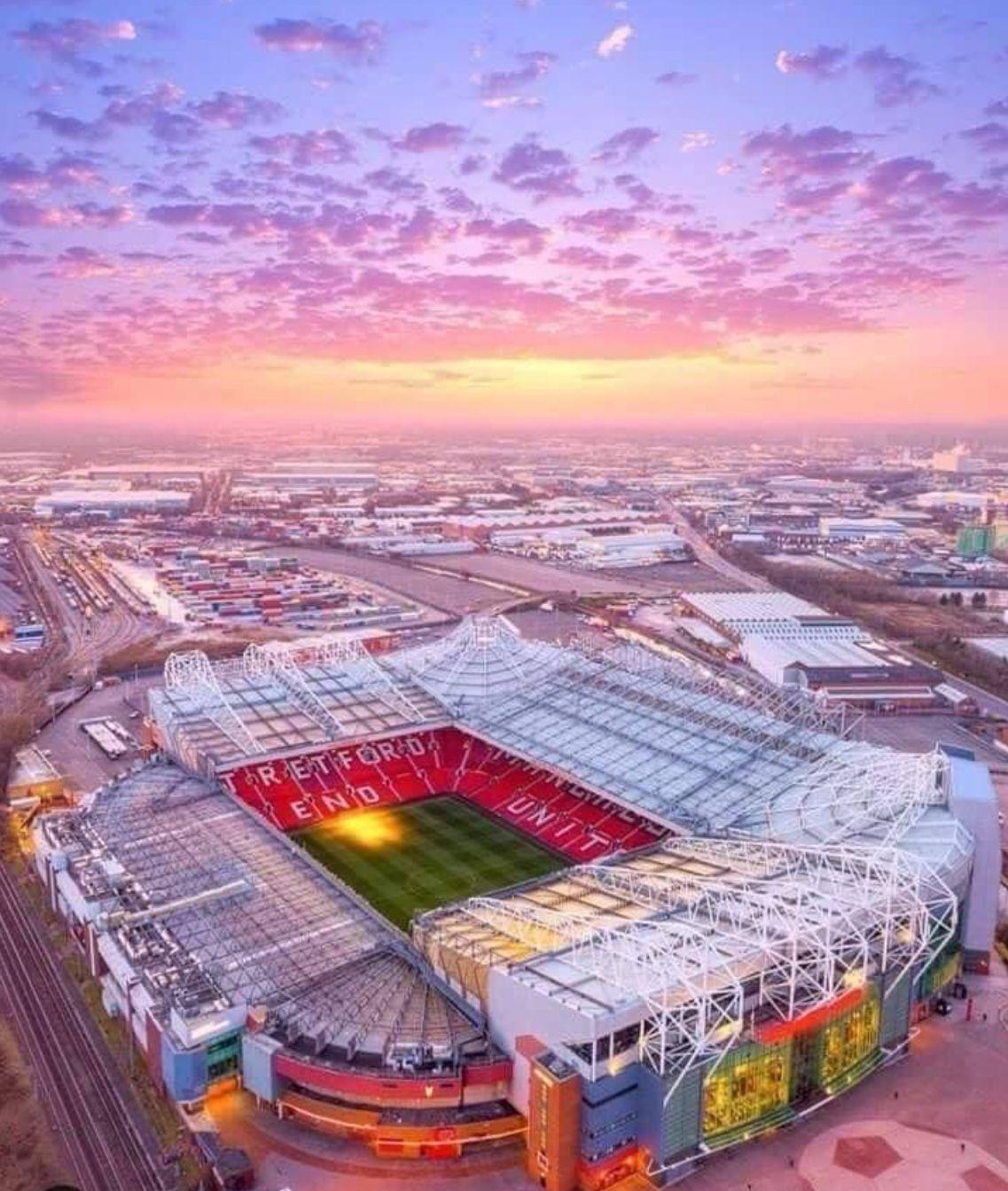 Old Trafford Android Wallpaper 1137x1344