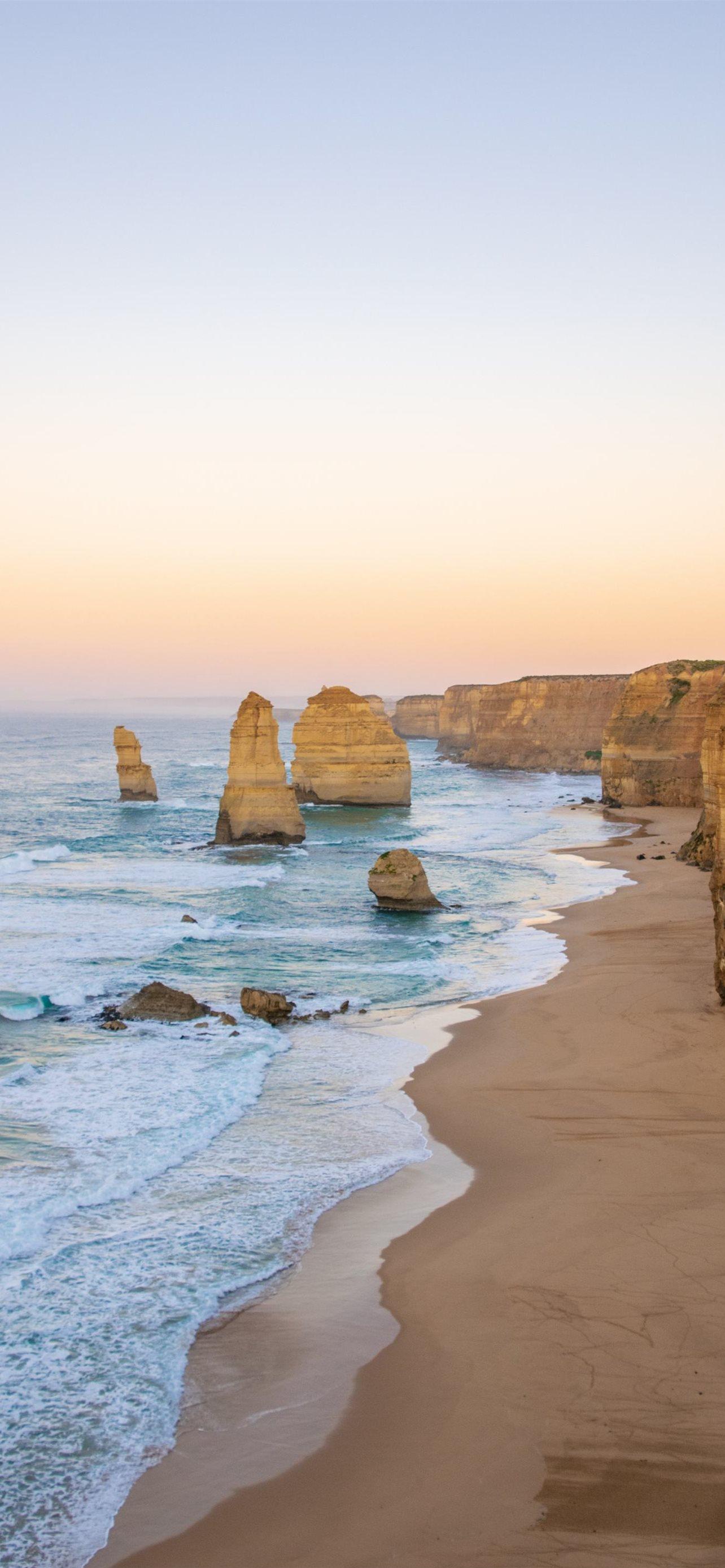 Great Ocean Road iPhone 14 Plus Wallpaper 1284x2778