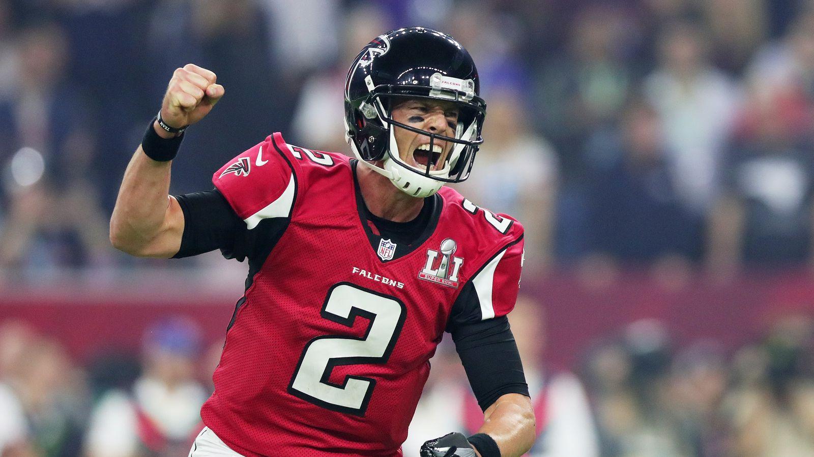 Matt Ryan Desktop Wallpaper 1600x900