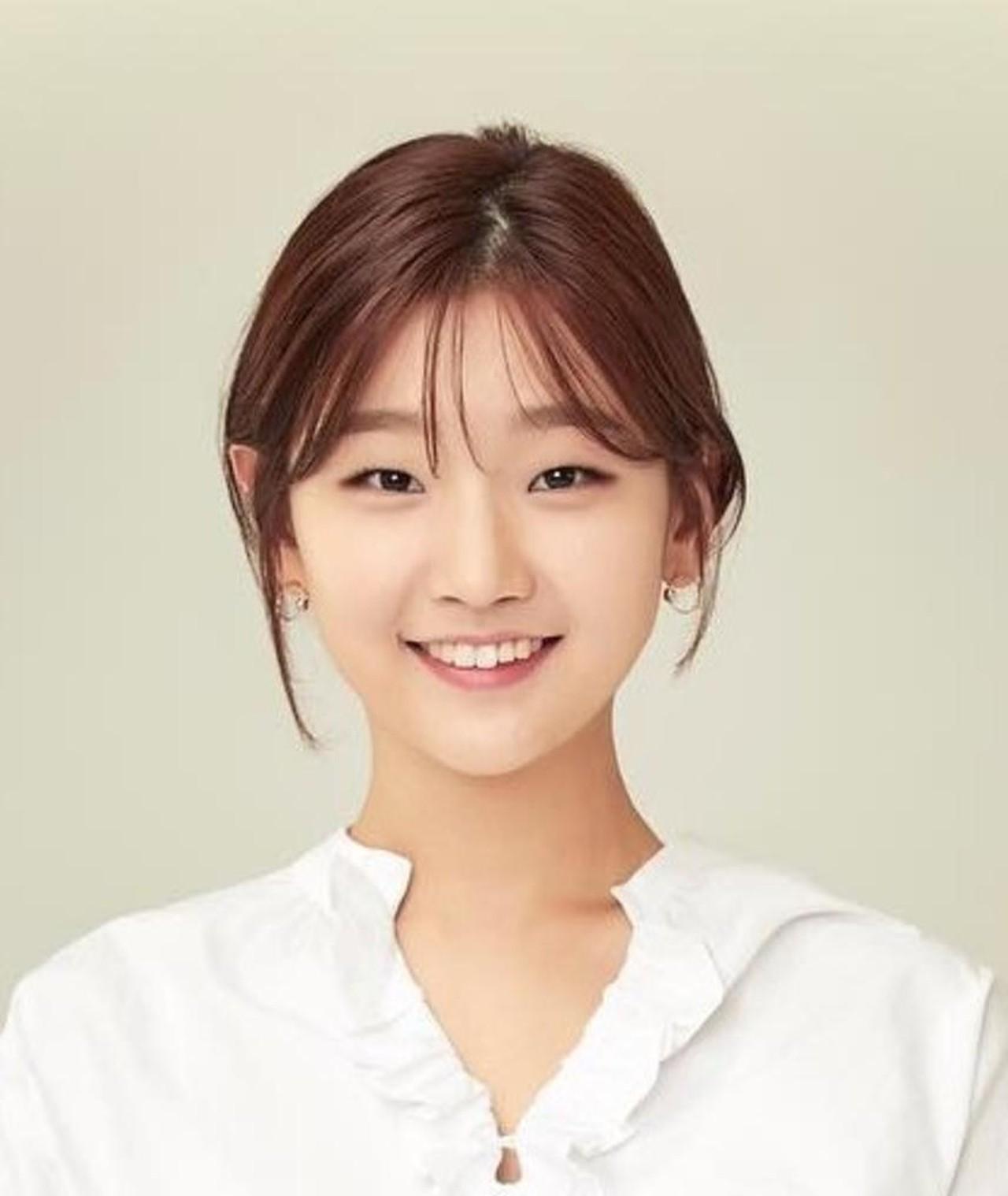 Park So Dam Mobile Background 1280x1519