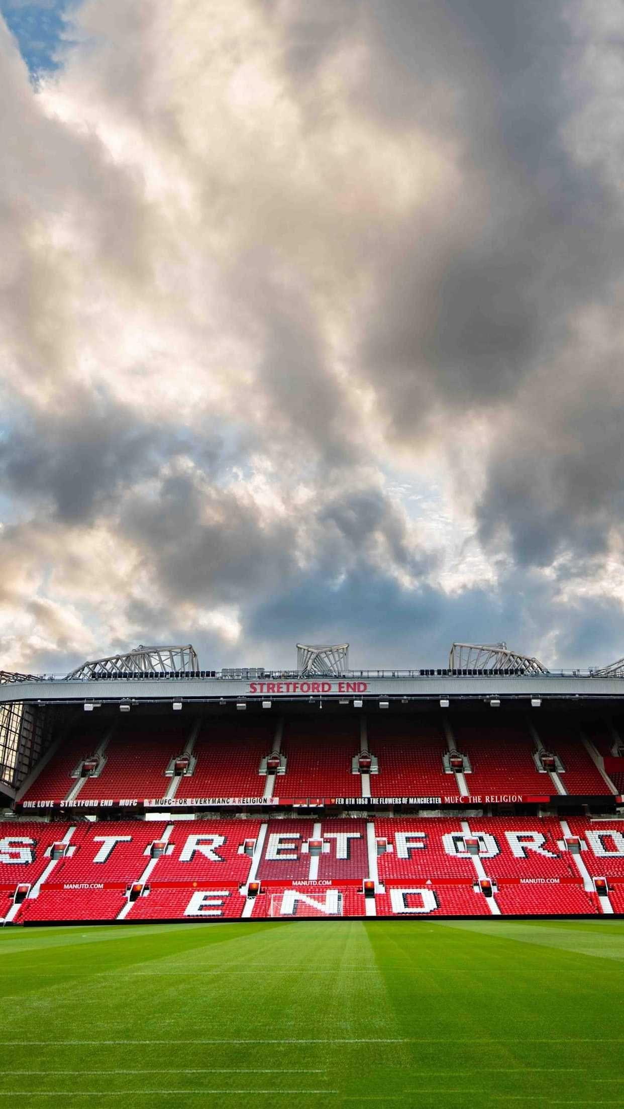 Old Trafford Android Wallpaper Image 1242x2208