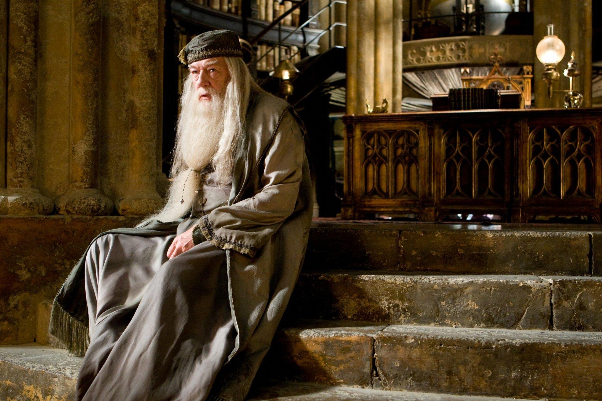 Dumbledore HD Background 1920x1280