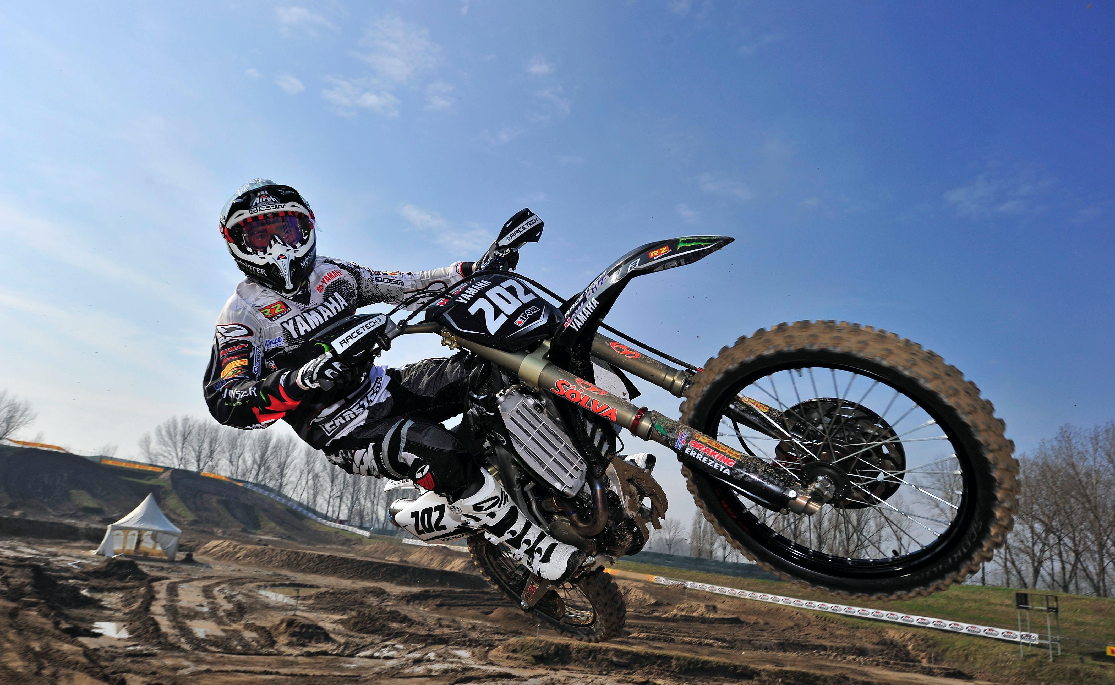 Dirt Bike Laptop Wallpaper 4256x2616