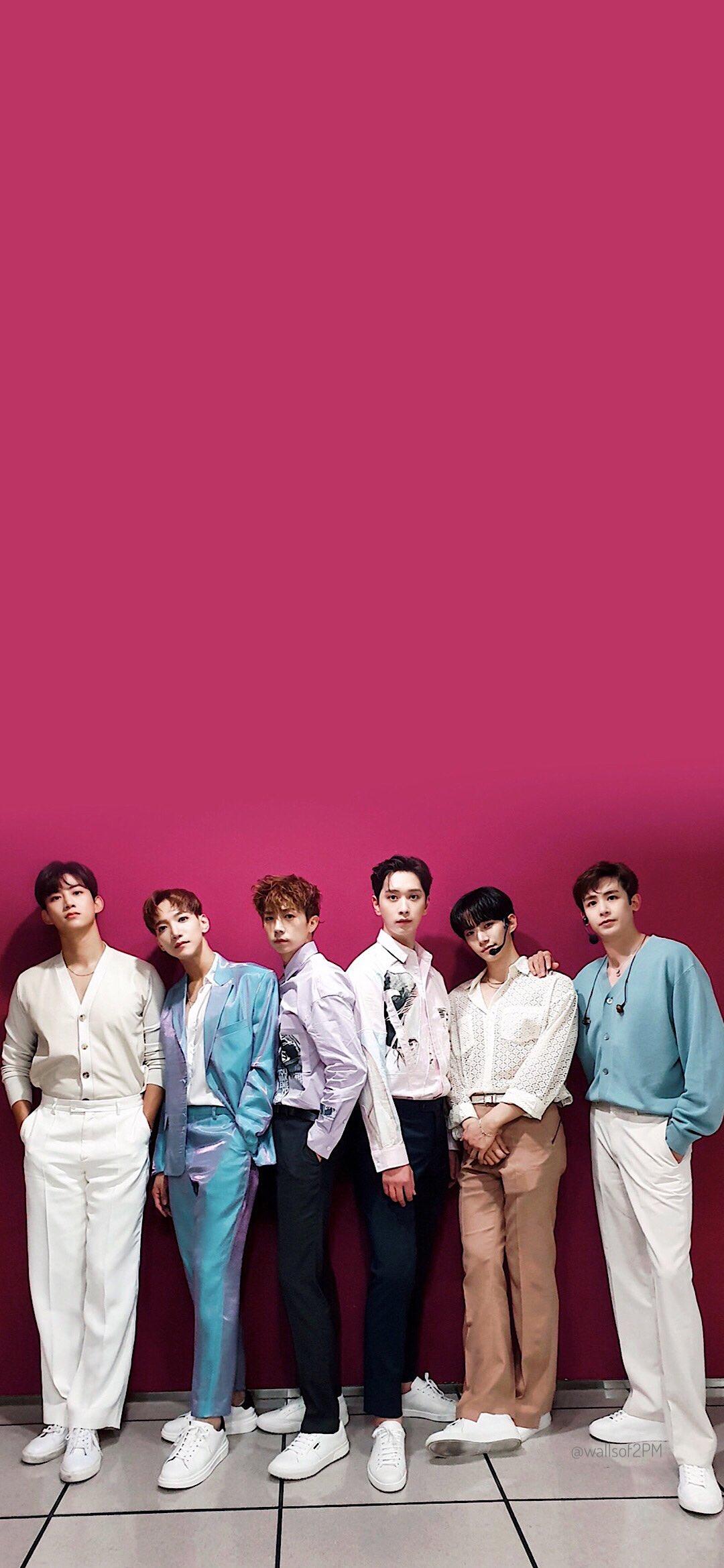 2pm iPhone 13 Mini Wallpaper 1080x2340