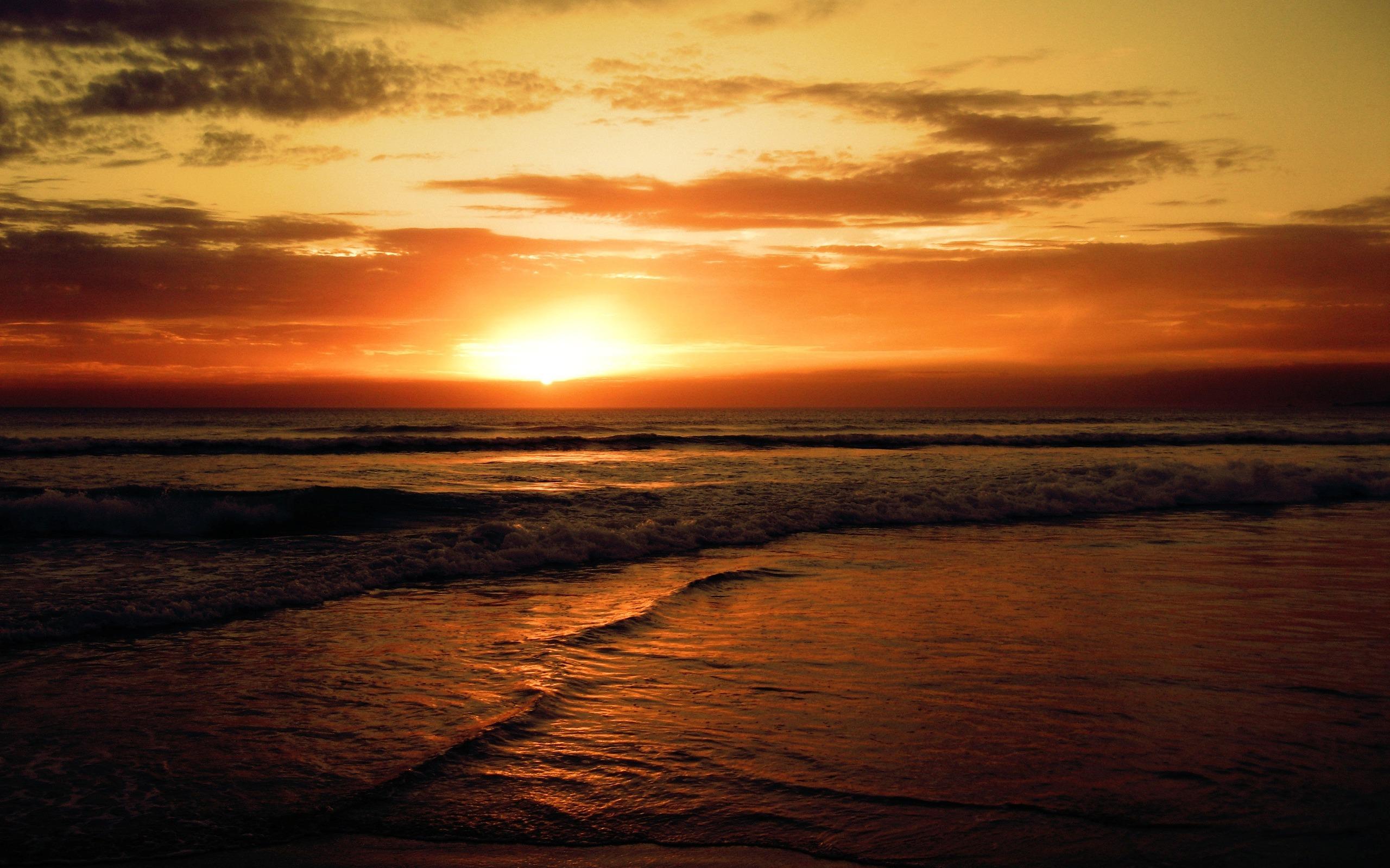 Ocean Sunset MacBook Wallpaper 2560x1600