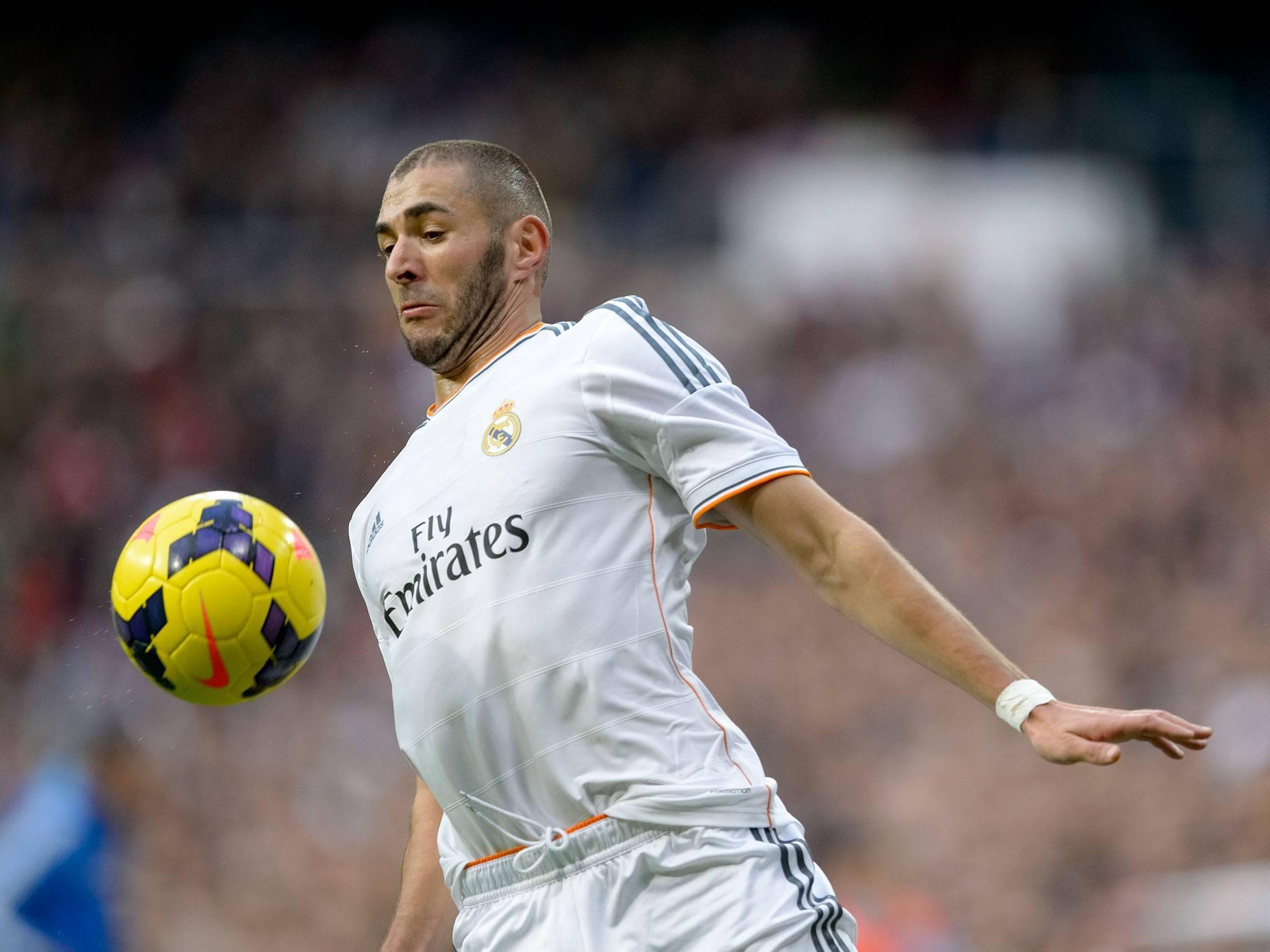 Karim Benzema MacBook Background 2048x1536